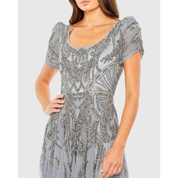 Mac Duggal NWT Short Sleeve Beaded A-Line Tea Length Dress in Silver Size 6 - Picture 2 of 8